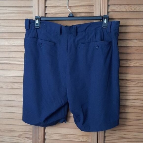 Crown & Ivy Navy Blue 4 Pocket Zipper Closure Activewear Shorts Size 36 - Picture 2 of 6